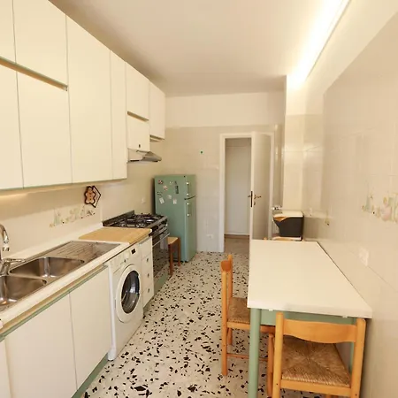 Unique Prenestina روما